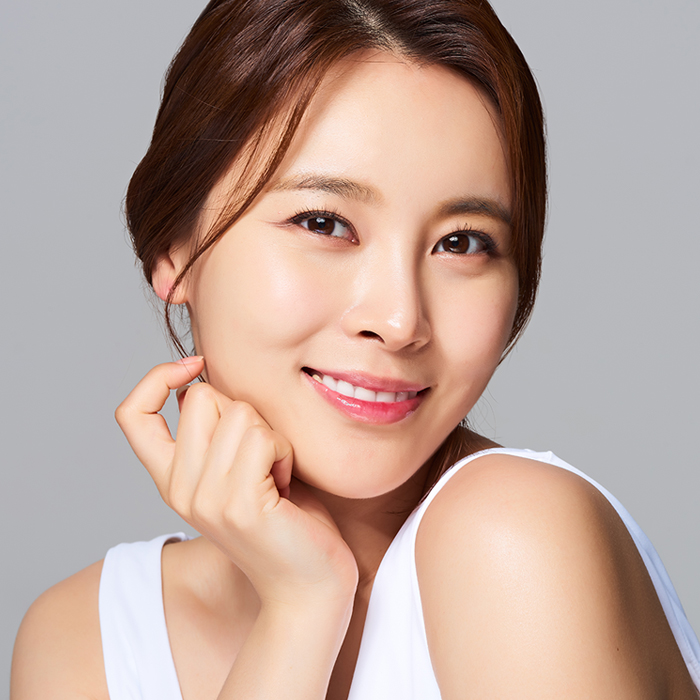 이마 지방이식 후 붓기가 아래로 내려오나요? 썸네일 이미지