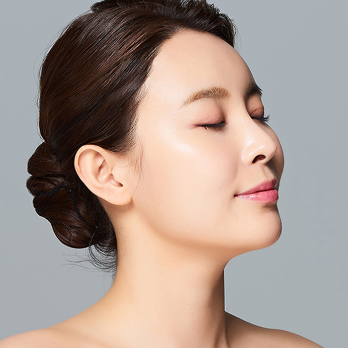 코필러 시술 후 보형물로 콧대를 높일 수 있나요?  썸네일 이미지