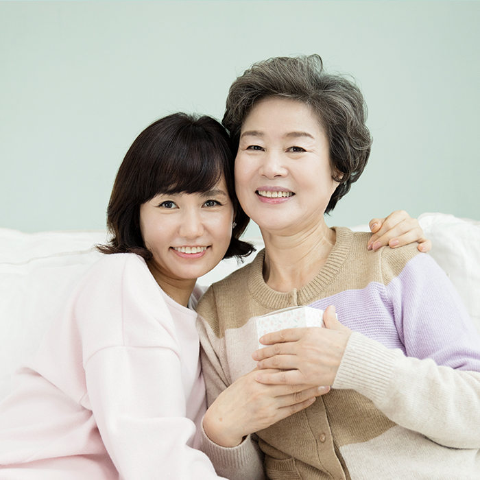 부모님의 눈가에 젊음을 찾아드려요  썸네일 이미지