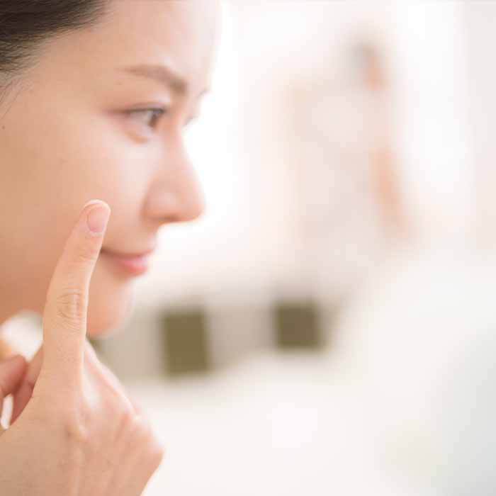 쌍꺼풀 수술 후 렌즈착용과 화장, 언제부터 할 수 있을까?  썸네일 이미지