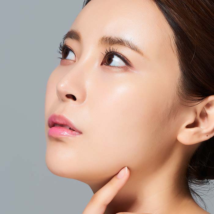 쌍꺼풀 수술 후 라인이 얇아졌어요.  썸네일 이미지