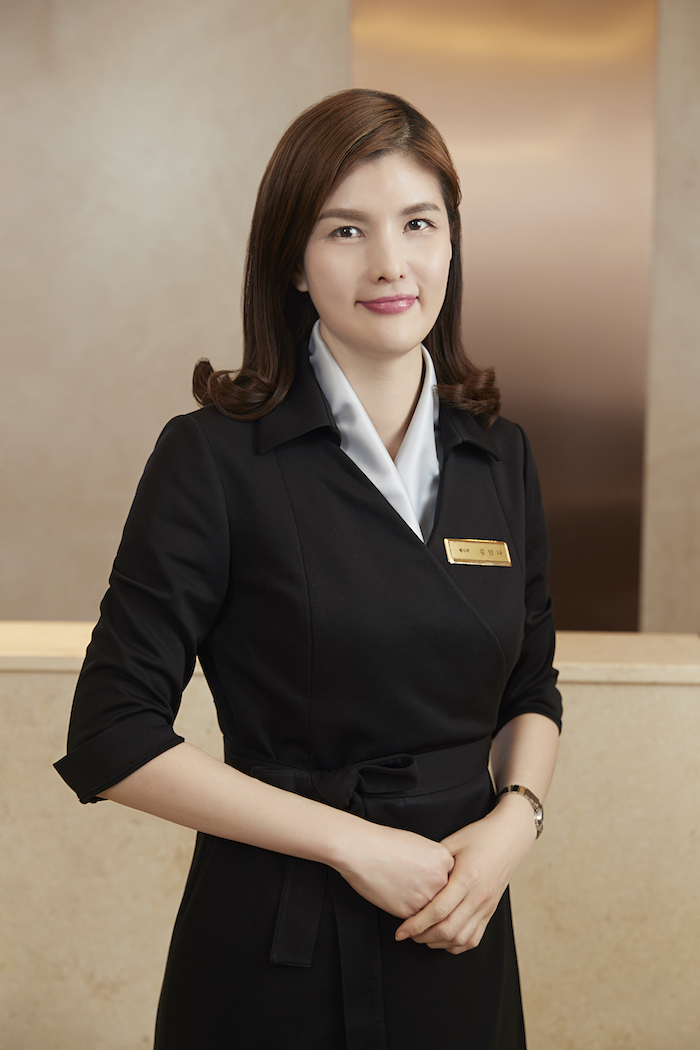 쉬즈성형외과, 부산성형외과, 성형외과전문의